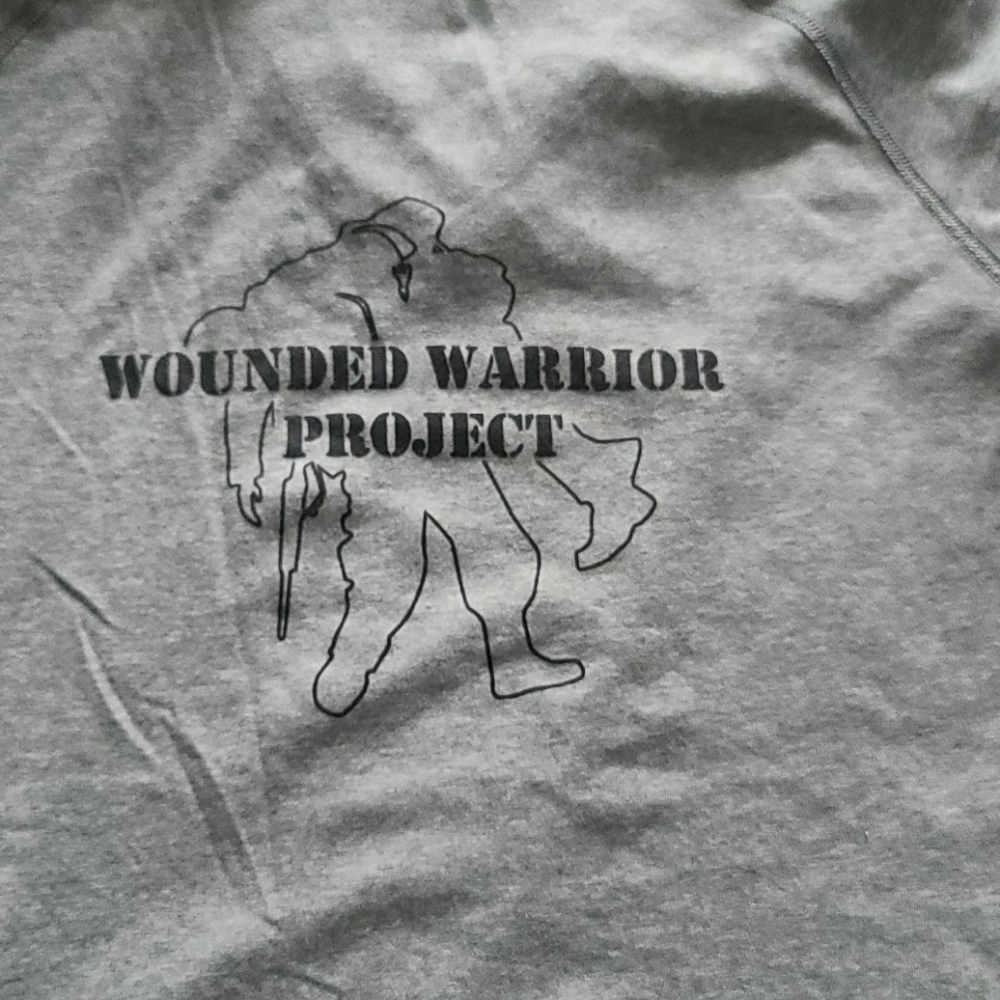 Workout shirt - Picture 2 of 2